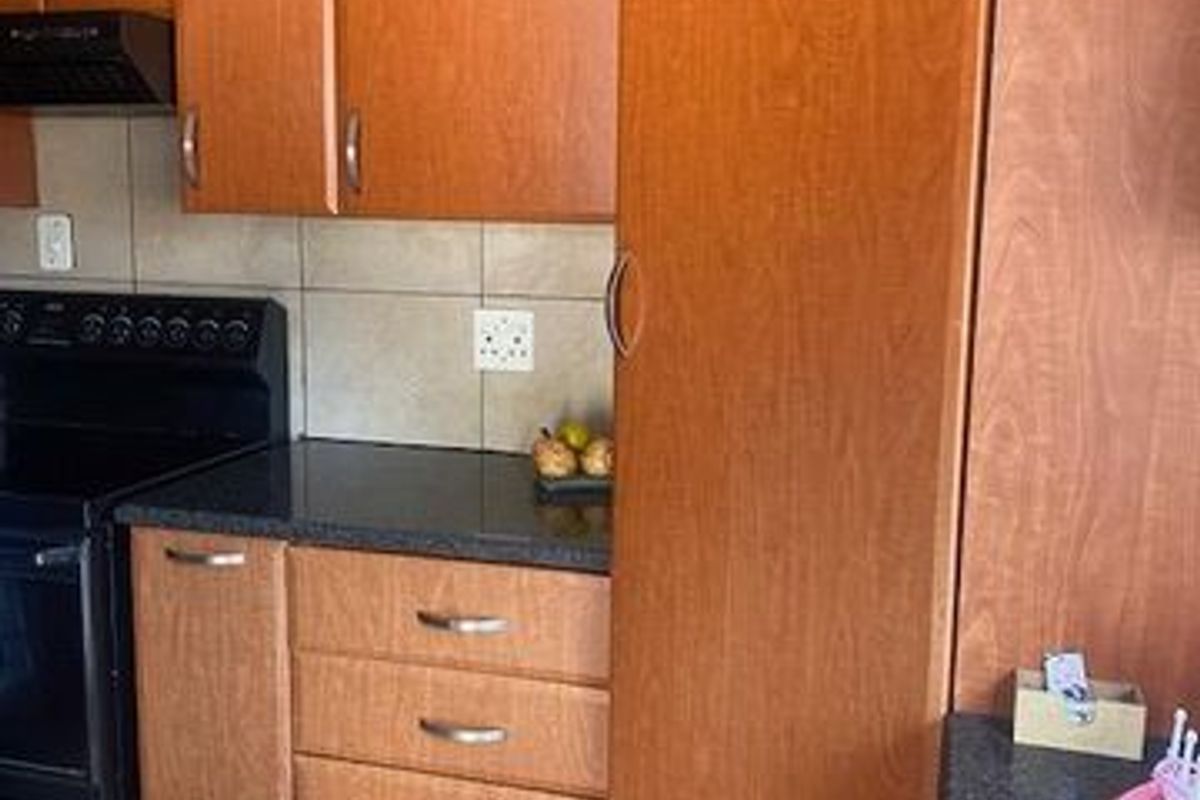 NEVER TO BE REPEATED BARGAIN – INVESTOR’S DREAM AT ONLY R630 000. - Photo 5