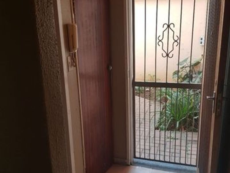 🔥 NEVER TO BE REPEATED BARGAIN – INVESTOR’S DREAM AT ONLY R630 000! - Photo 8