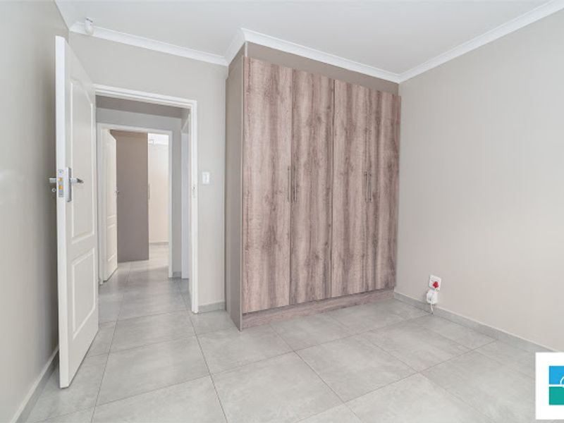 Modern beautiful home for sale in Silkaatzkop - Photo 4