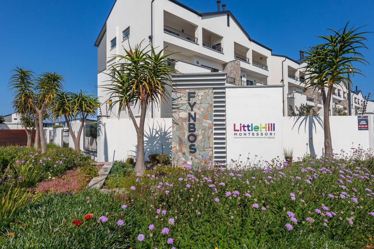 Stylish Ground-Floor Apartment in Fynbos Lifestyle Estate - Photo 2