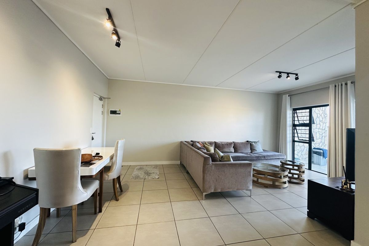 Stylish Ground-Floor Apartment in Fynbos Lifestyle Estate - Photo 5