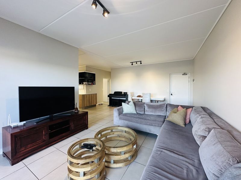 Stylish Ground-Floor Apartment in Fynbos Lifestyle Estate - Photo 9