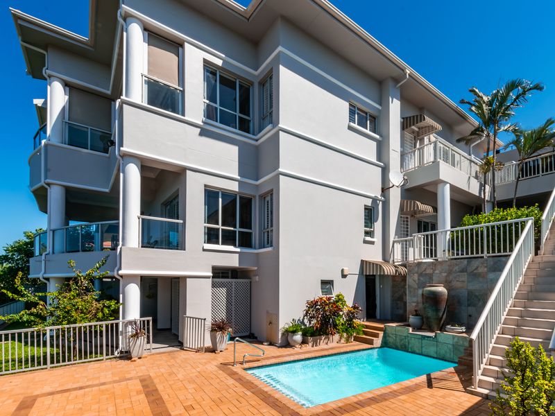 Exclusive Luxury Living in Ballito - Sea Views Forever - Photo 3