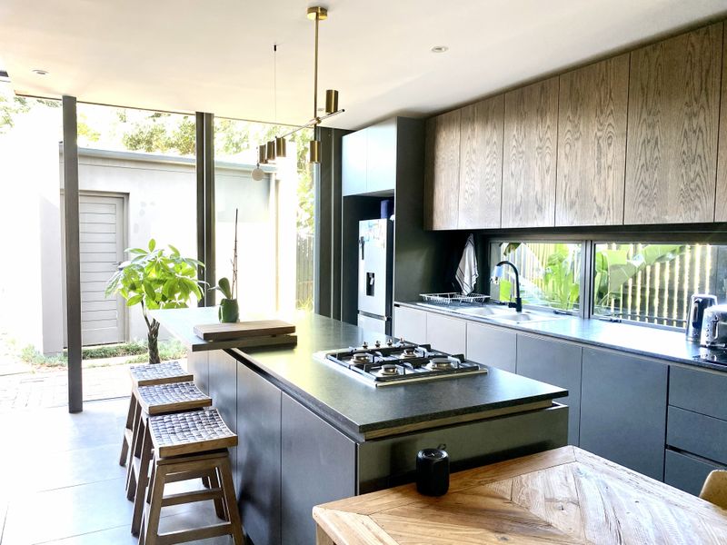 Sleek, Modern and Spacious Coastal Forest Estate Pet Friendly Townhouse - Photo 8