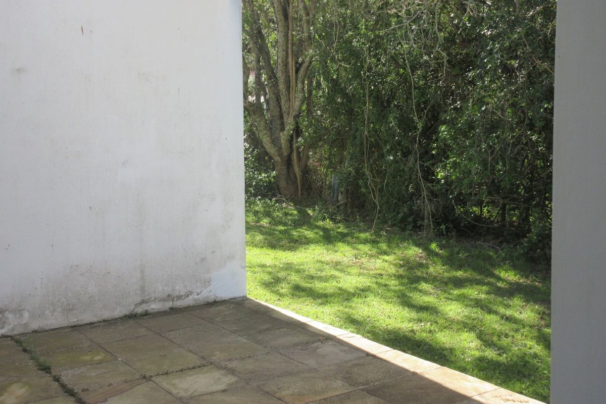 Three Bedroom Home for Sale in Bathurst - Photo 4