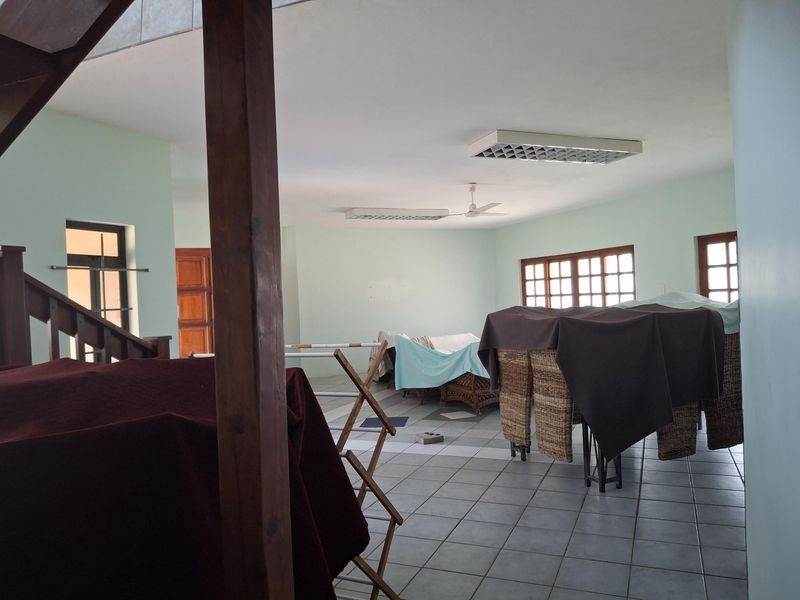 Stunning Tugela Mouth Property for sale with sea views - Photo 7