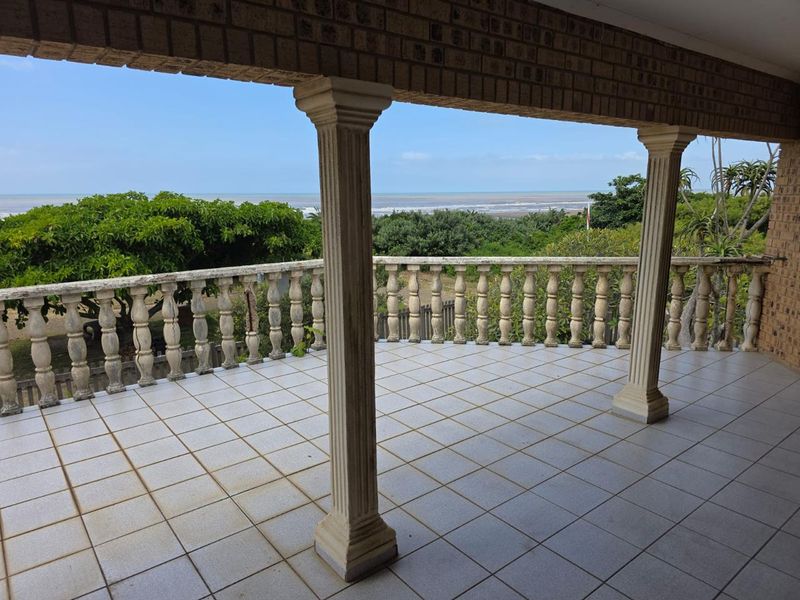 Stunning Tugela Mouth Property for sale with sea views - Photo 10