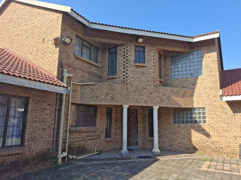 Stunning Tugela Mouth Property for sale with sea views - Photo 2