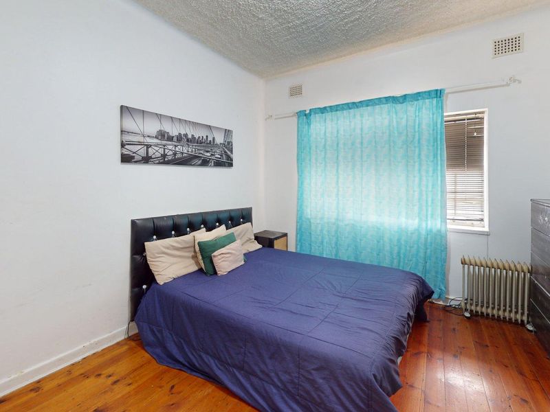 Spacious2-bedroom apartment for sale in St Georges Park, Gqeberha! - Photo 5