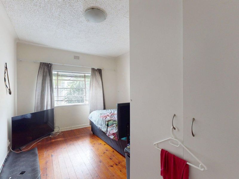 Spacious2-bedroom apartment for sale in St Georges Park, Gqeberha! - Photo 8