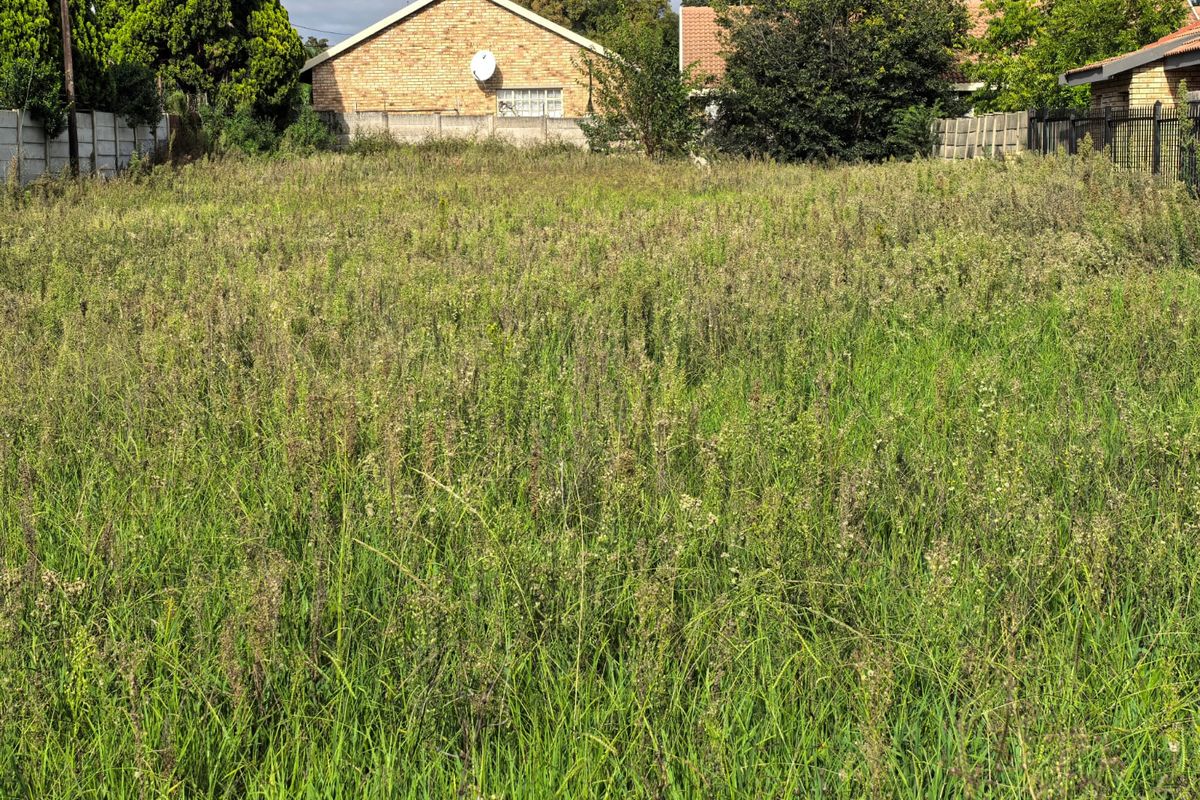 Prime 1070m2 vacant stand for sale in Parys - Photo 3