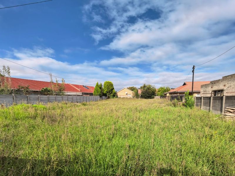 Prime 1070m2 vacant stand for sale in Parys - Photo 6
