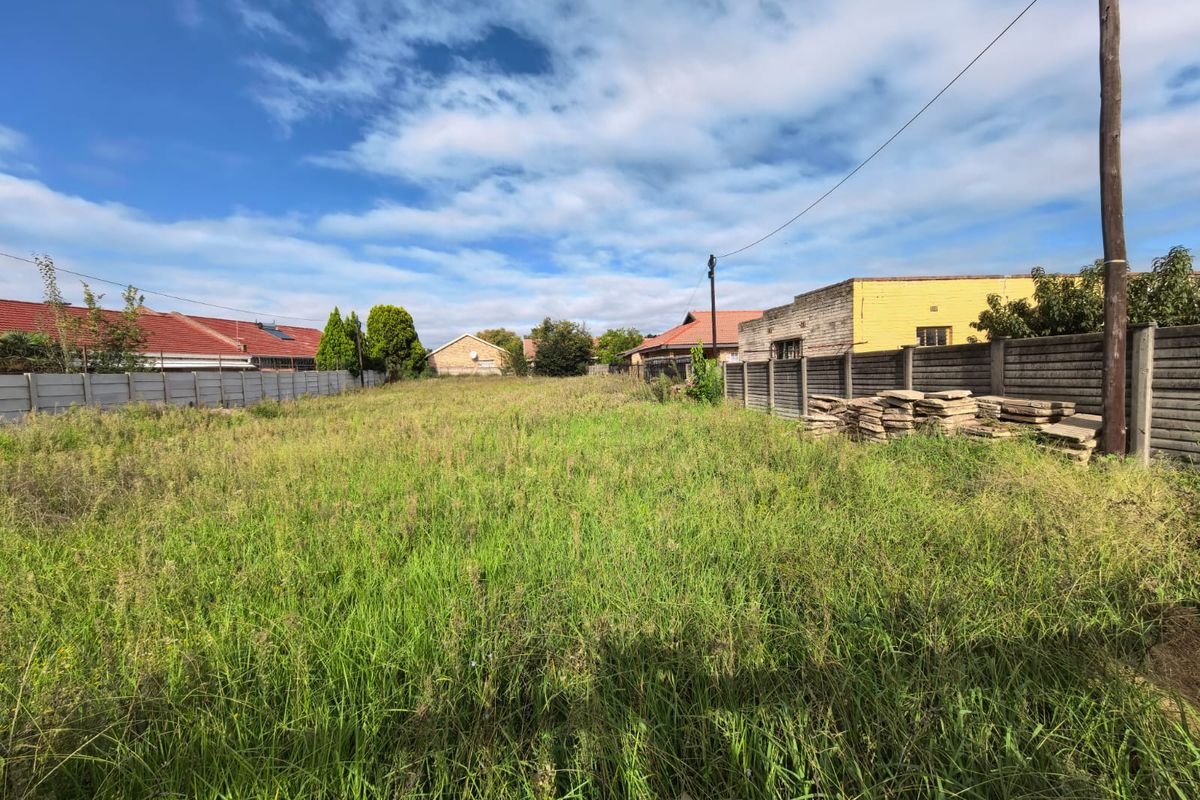 Prime 1070m2 vacant stand for sale in Parys - Photo 5