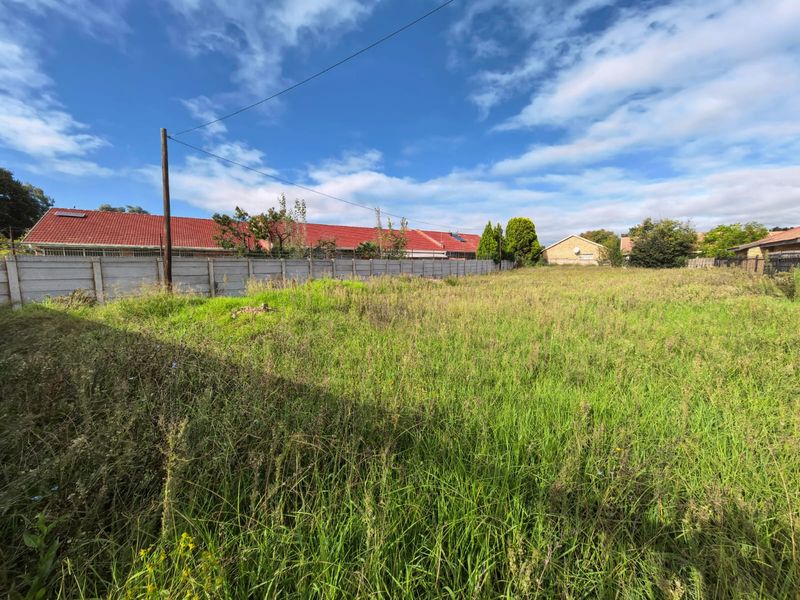 Prime 1070m2 vacant stand for sale in Parys - Photo 2