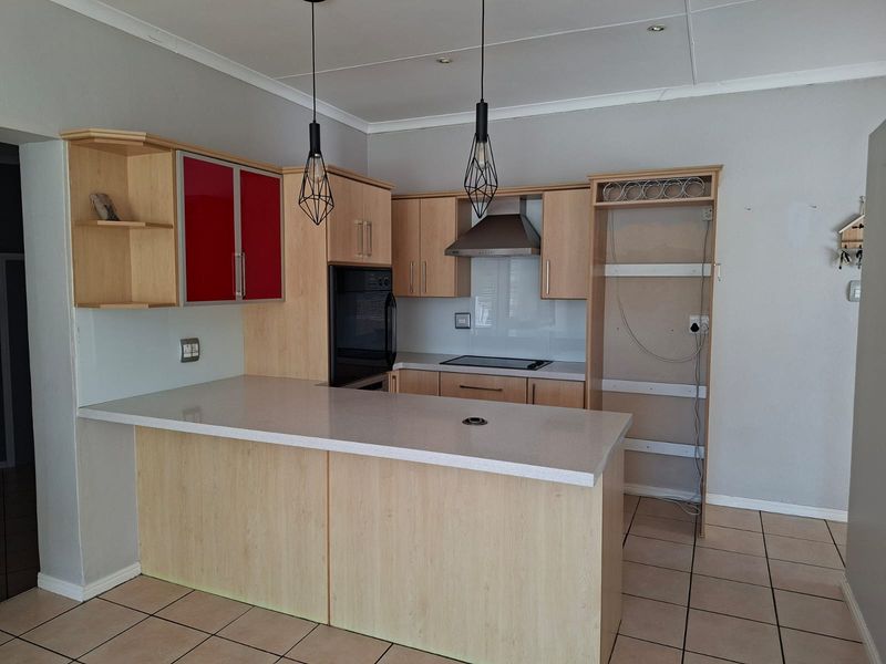 Lovely modern 3-bedroom home - Photo 3