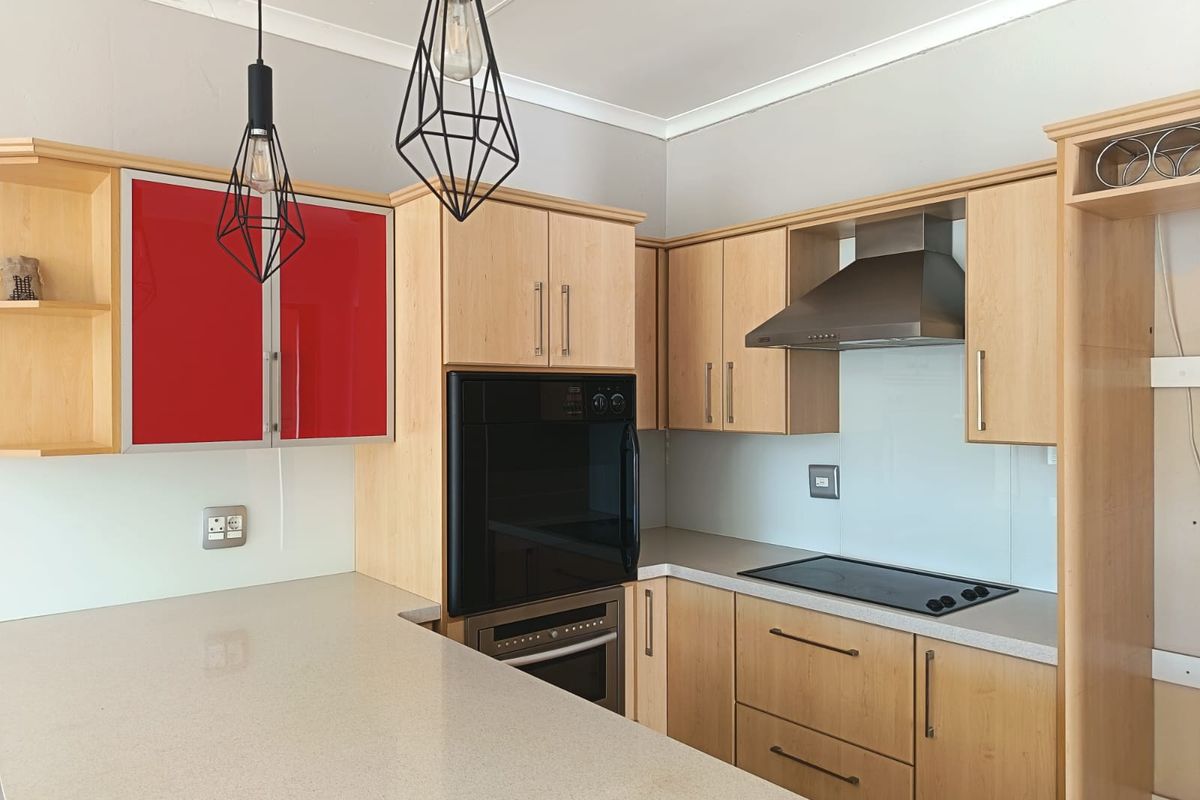 Lovely modern 3-bedroom home - Photo 5