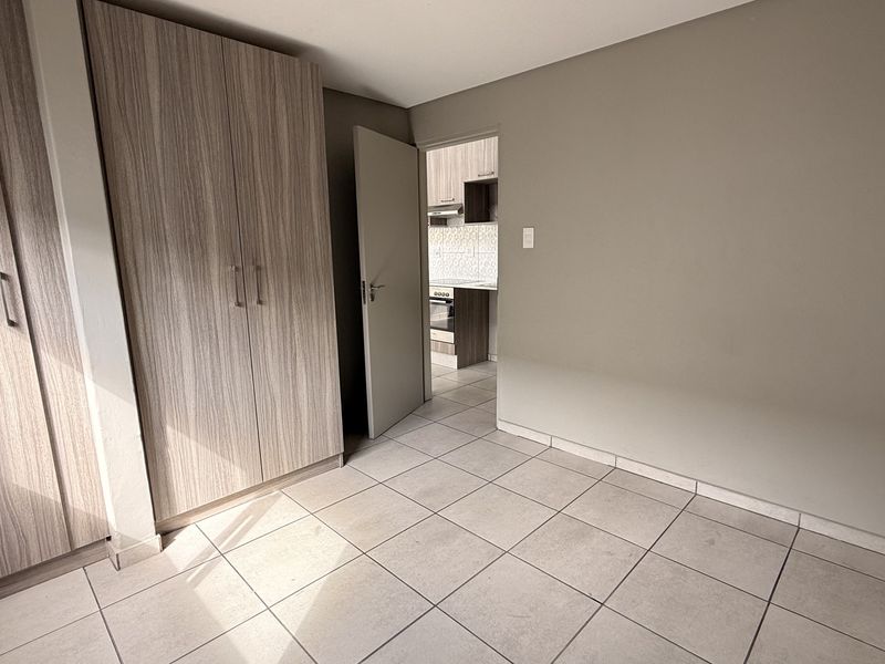 Sophisticated City Living Starts Here - Photo 5