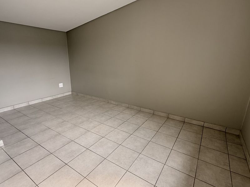 Sophisticated City Living Starts Here - Photo 8