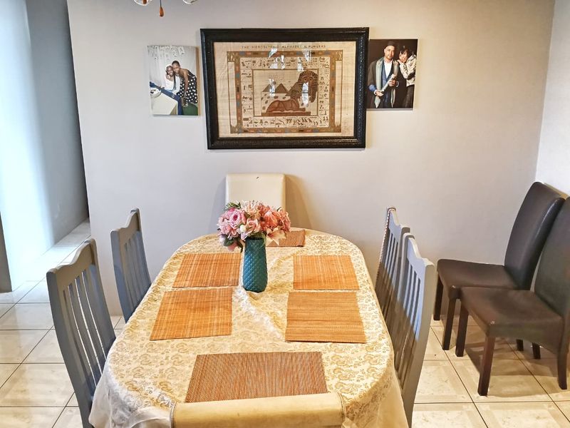 Modern Family Comfort with a Rustic Touch - Photo 5