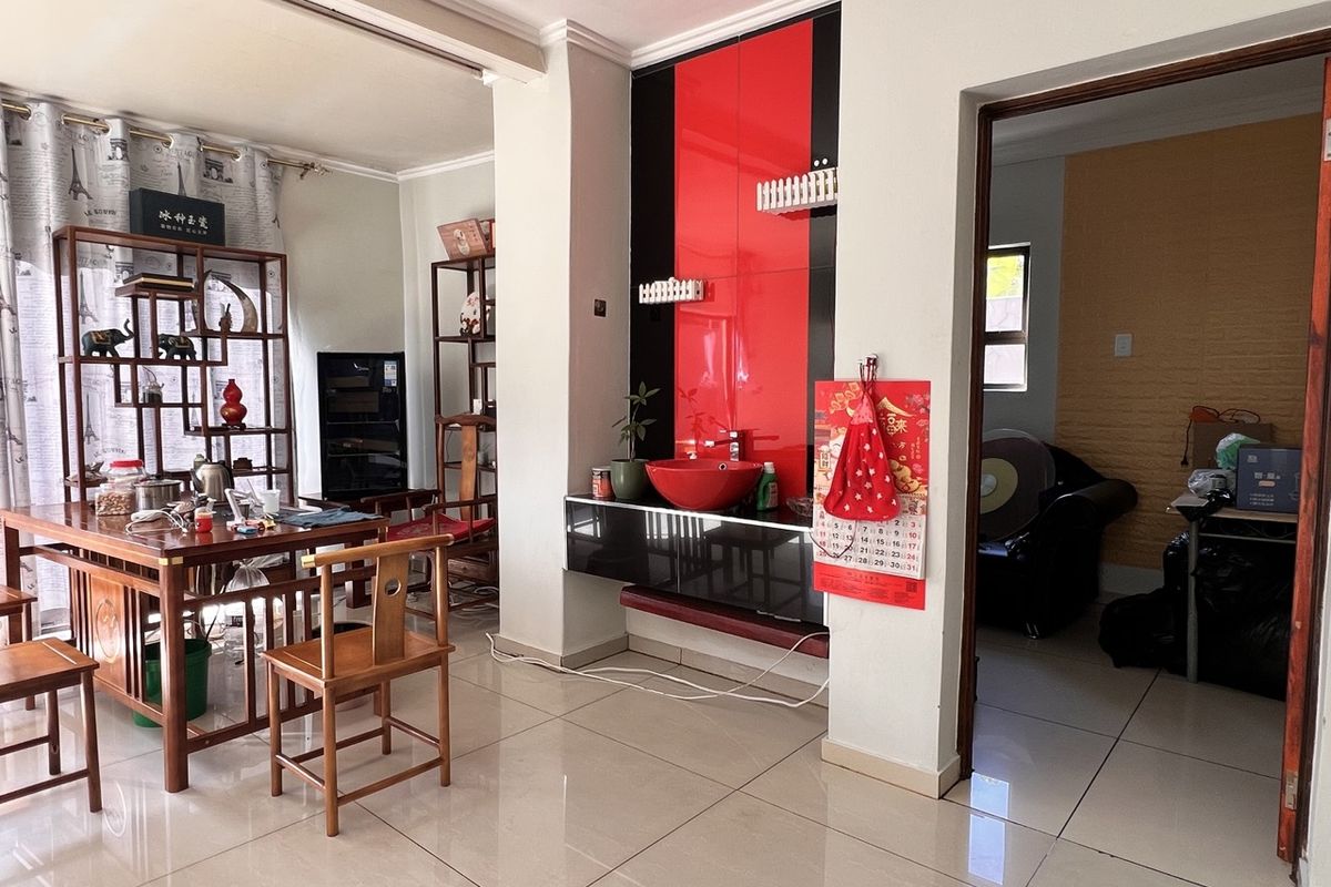 Spacious Family Living in a Secure Estate – Your Dream Home Awaits! - Photo 3