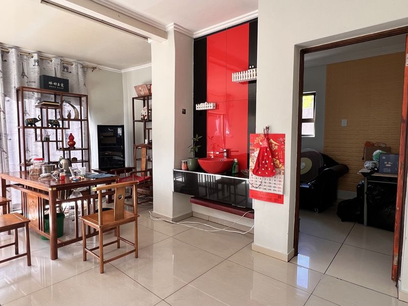Spacious Family Living in a Secure Estate – Your Dream Home Awaits! - Photo 3