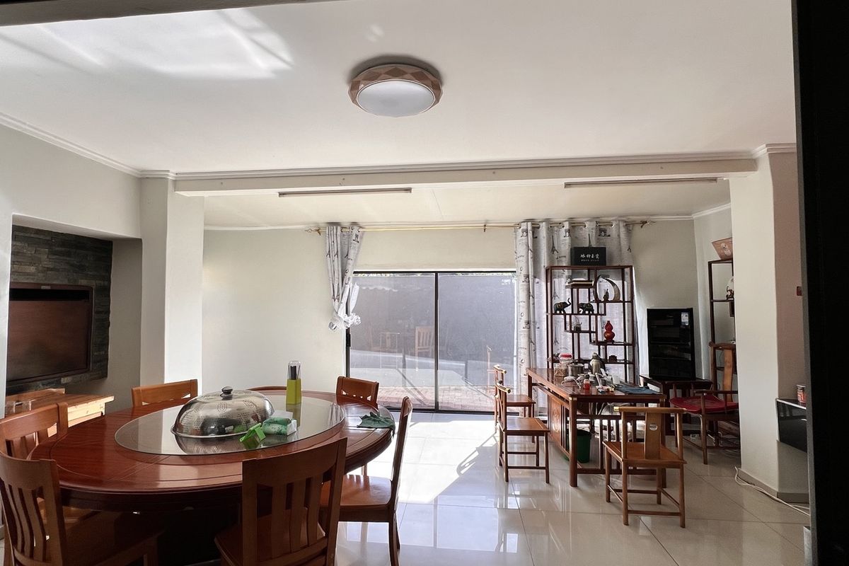 Spacious Family Living in a Secure Estate – Your Dream Home Awaits! - Photo 2