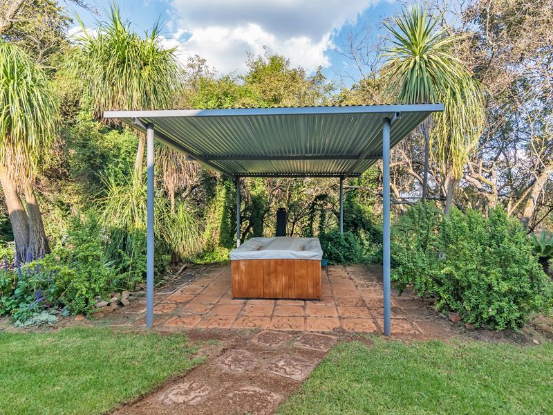 Very Secure Large Family Compound, Off The Grid Setup - Photo 3