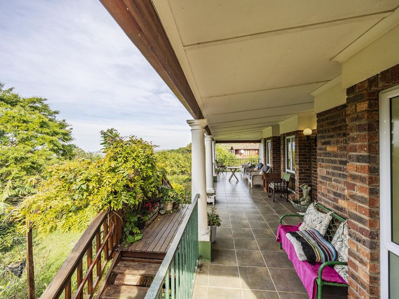 Lovely Family or retirement home in Cintsa East - Photo 4