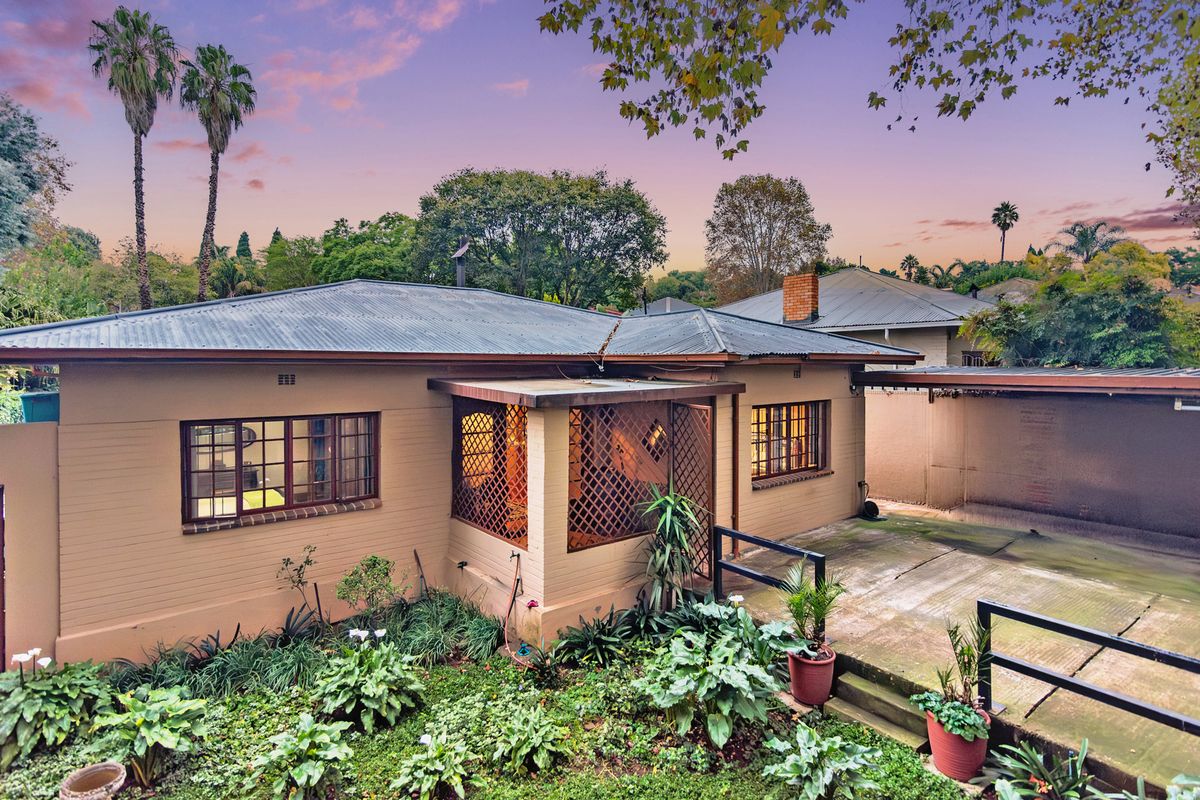 Charming 3-bedroom Home -  perfect for family living and entertaining! - Photo 3