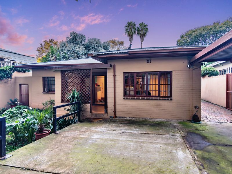 Charming 3-bedroom Home -  perfect for family living and entertaining! - Photo 4