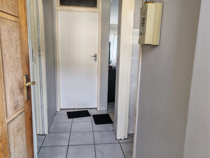 1 Bedroom Fat for Sale in Vanderbijlpark CW1 - Photo 10