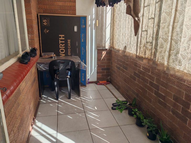 1 Bedroom Fat for Sale in Vanderbijlpark CW1 - Photo 6