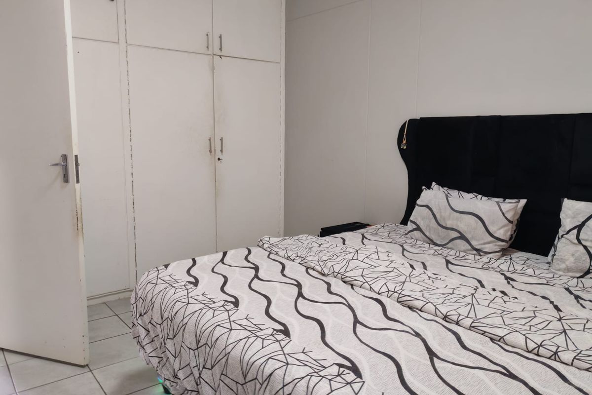 1 Bedroom Fat for Sale in Vanderbijlpark CW1 - Photo 5