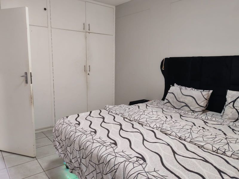 1 Bedroom Fat for Sale in Vanderbijlpark CW1 - Photo 5