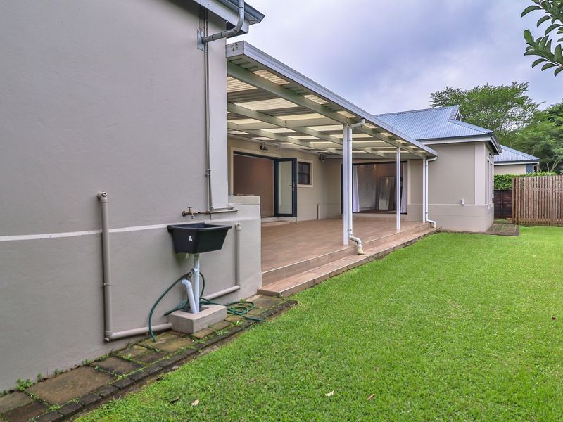 Oak Park Farmhouse Charmer | 4 Bed | Gated Estate | 309m2 Under Roof - Photo 8