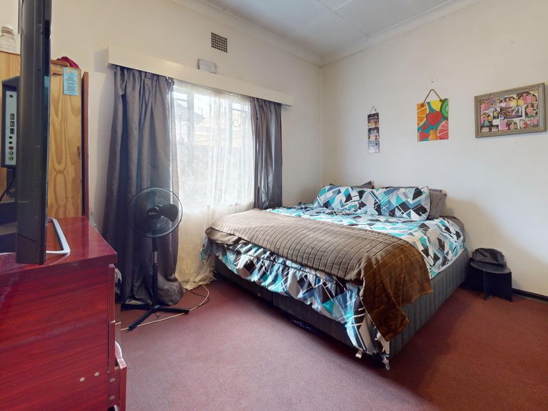 3 Bedroom House with Large Garden For Sale in Sunnyridge - Photo 9