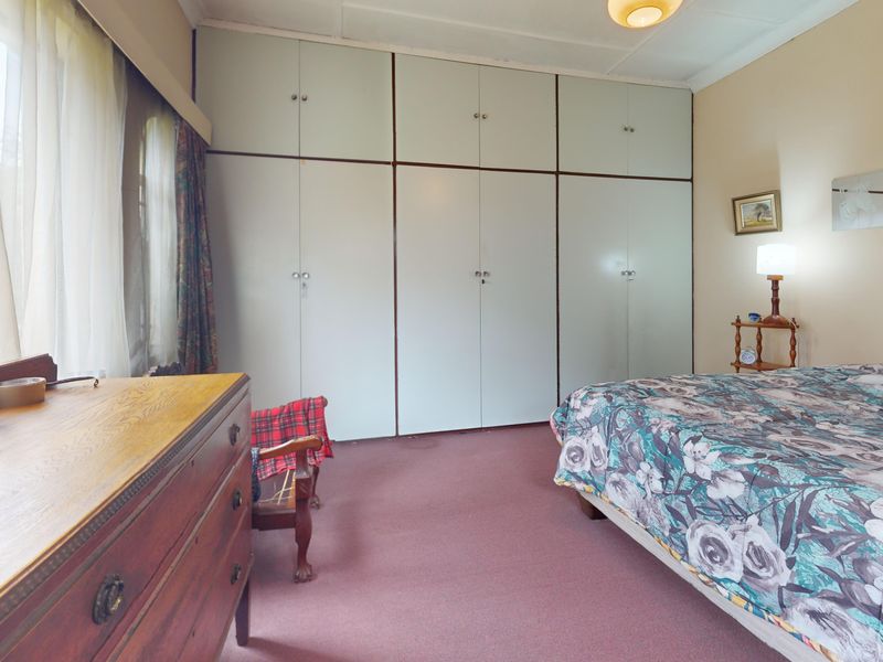 3 Bedroom House with Large Garden For Sale in Sunnyridge - Photo 8