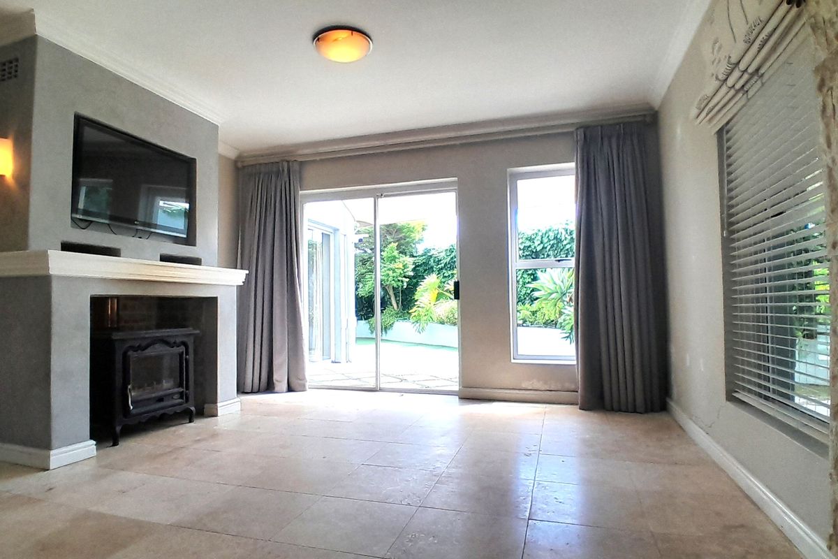 Prime Big Bay Living In This Five Bedroom Home in Nautilus, Walk to the Beach - Photo 5