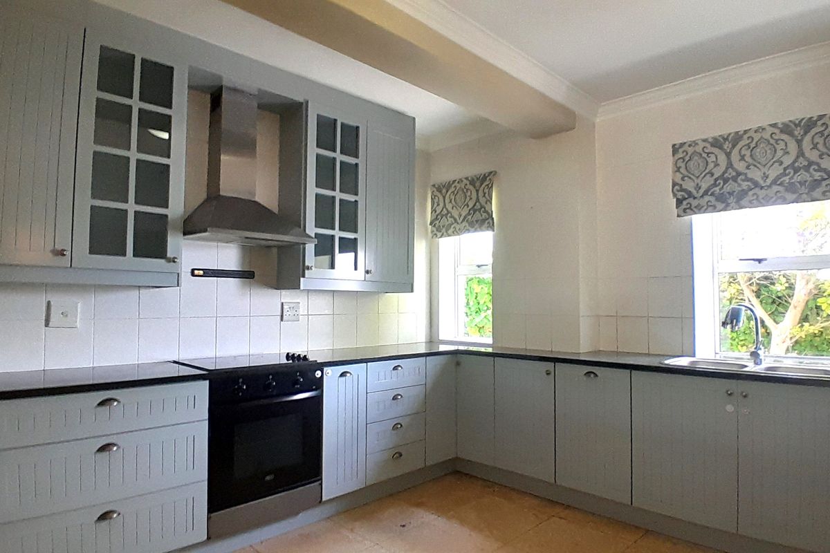 Prime Big Bay Living In This Five Bedroom Home in Nautilus, Walk to the Beach - Photo 2