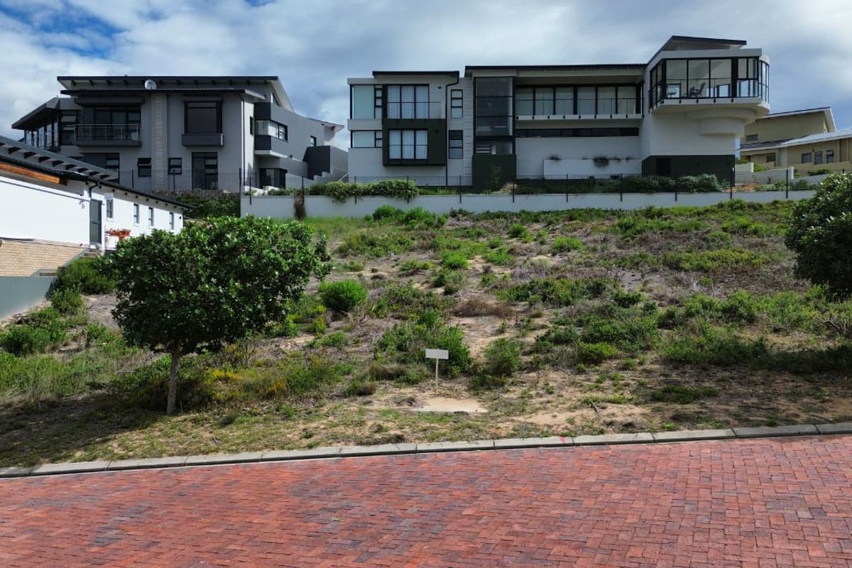 Prime Vacant Stand for Sale in Stilbaai Duine – Build Your Dream Coastal Home - Photo 2