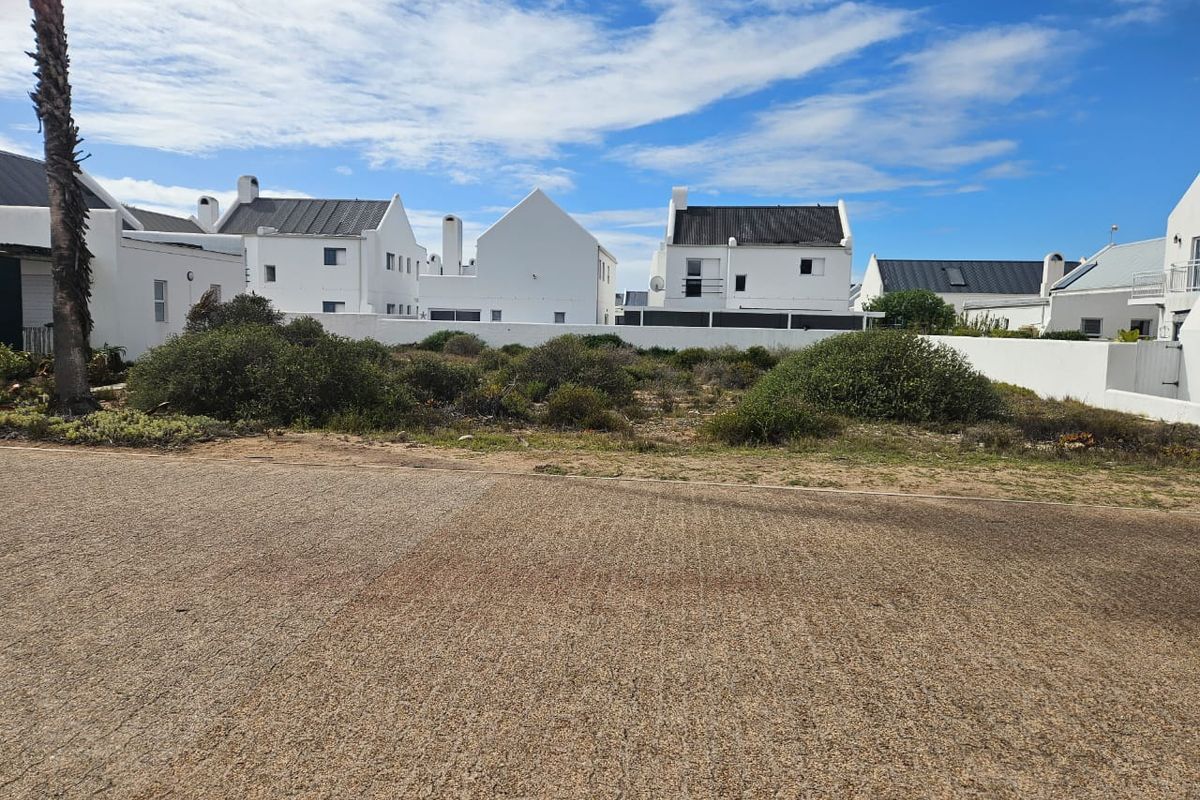 Prime Stand for Sale in Lampies Bay – Exceptional Value - Photo 2