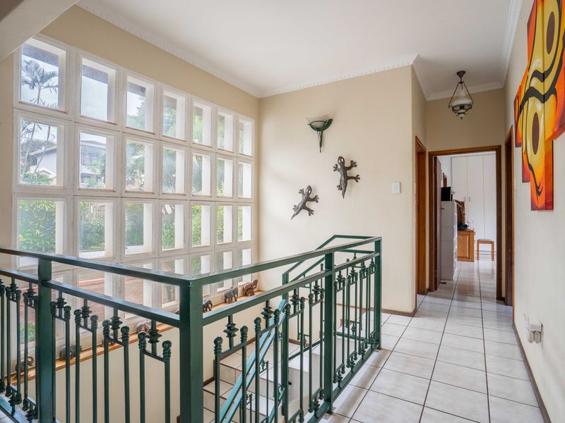 Coastal Home with Sea Views & Pool in Widenham - Photo 6