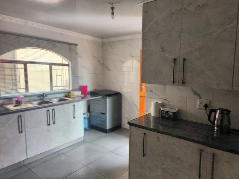 TO RENT 2-Bedroom House with Flatlet in Ikageng - Photo 9