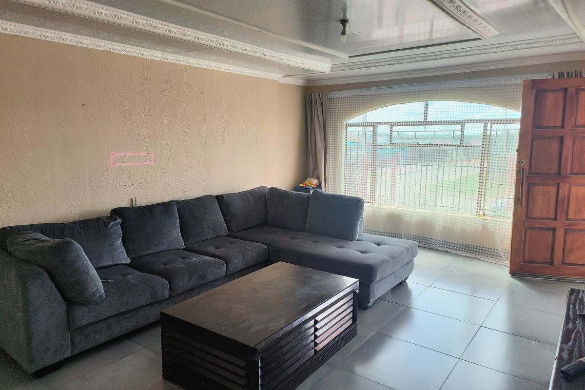 TO RENT 2-Bedroom House with Flatlet in Ikageng - Photo 3