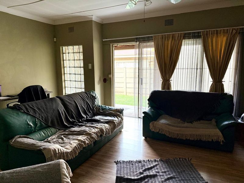 3 Bedroom Home with Flat, Lapa & Poo - Photo 8