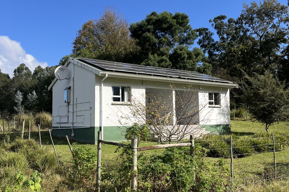 16,65ha Lifestyle farm & Established Guest House Business – Stutterheim, Eastern Cape - Photo 5