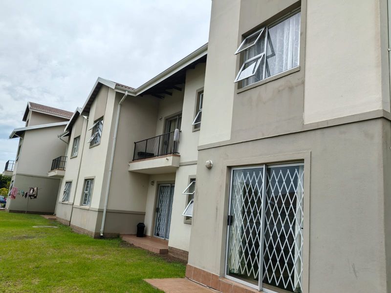 Fantastic Ground floor unit. - Photo 2