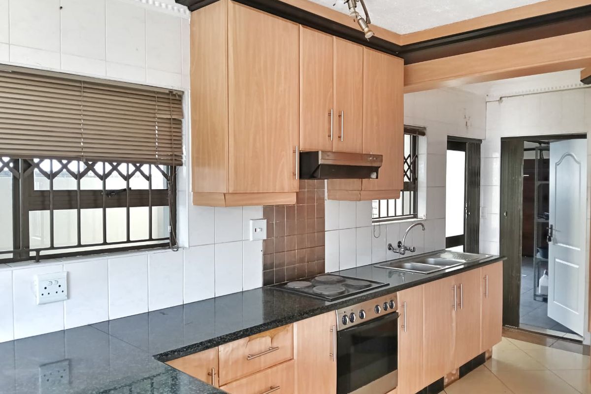 Sophisticated Living in the Heart of Arboretum - Photo 3