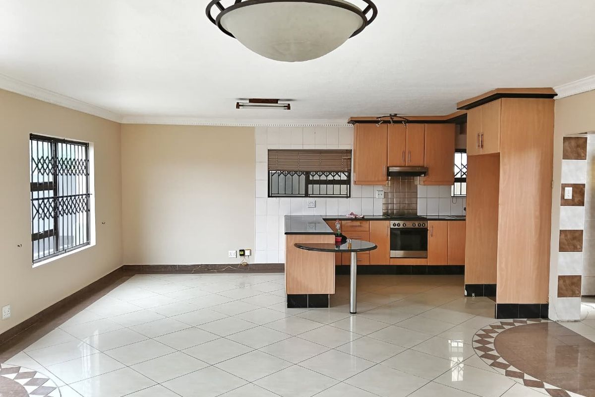 Sophisticated Living in the Heart of Arboretum - Photo 4