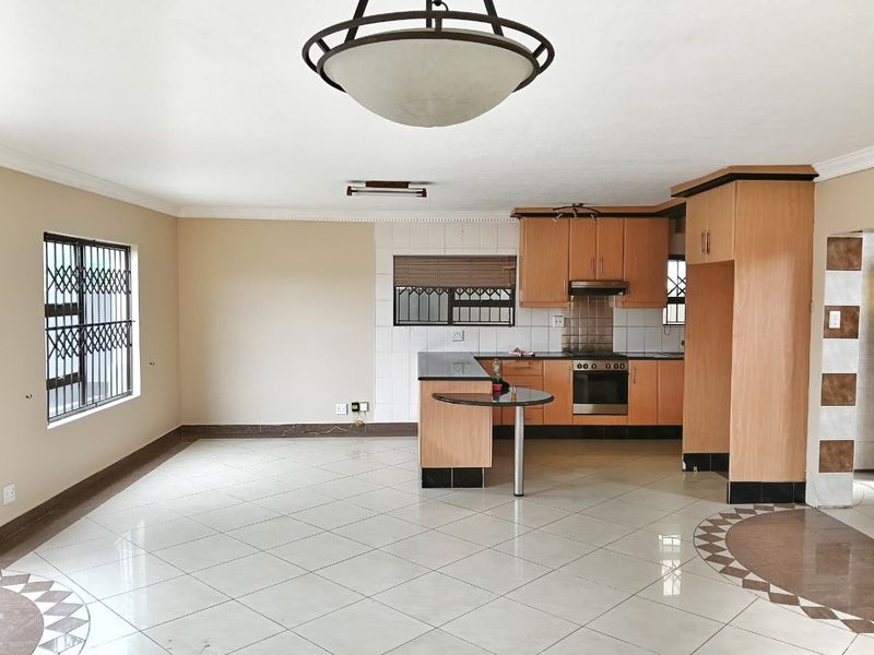 Sophisticated Living in the Heart of Arboretum - Photo 4